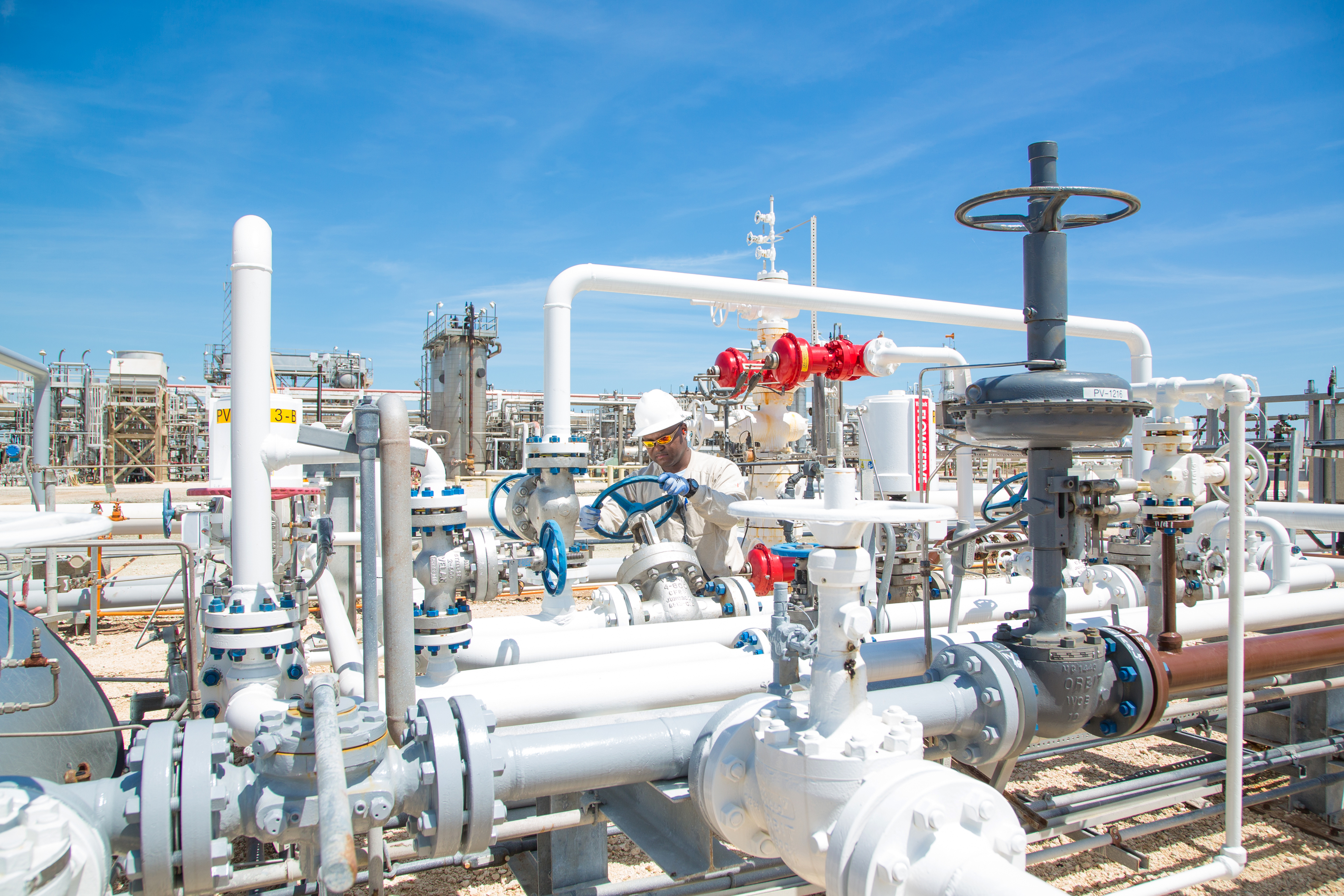 INEOS kündigt Übernahme des Geschäftsbereichs Ethylenoxid und -derivate von LyondellBasell und der Produktionsanlage in Bayport, Texas, für 700 Millionen US-Dollar an.jpg